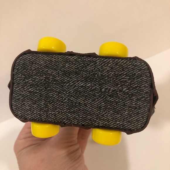 Adorable Mini Black Denim Bag Charm or Keychain on Wheels NWOT - Picture 4 of 4